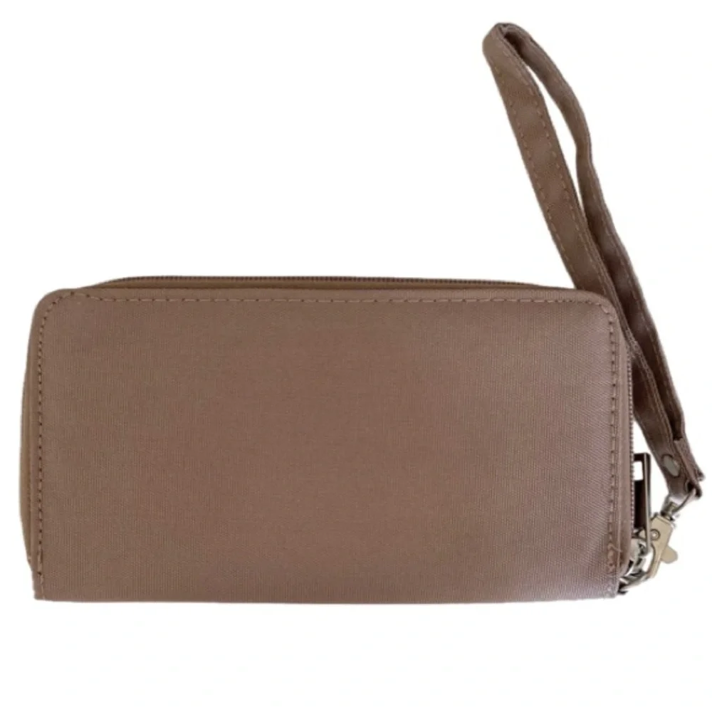 TRAVELON Wristlet Wallet RFID Blocking Zip Around Multi Pocket Tan/Teal NWOT